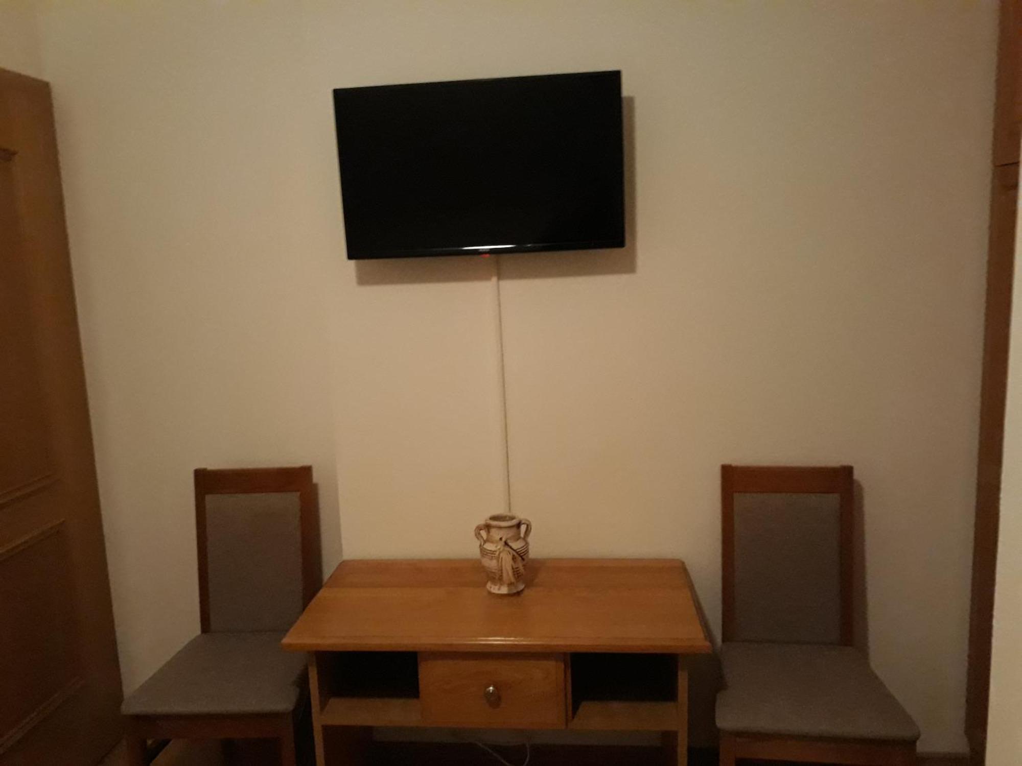 Gradska Kavana Guest House Kupres  Bilik gambar